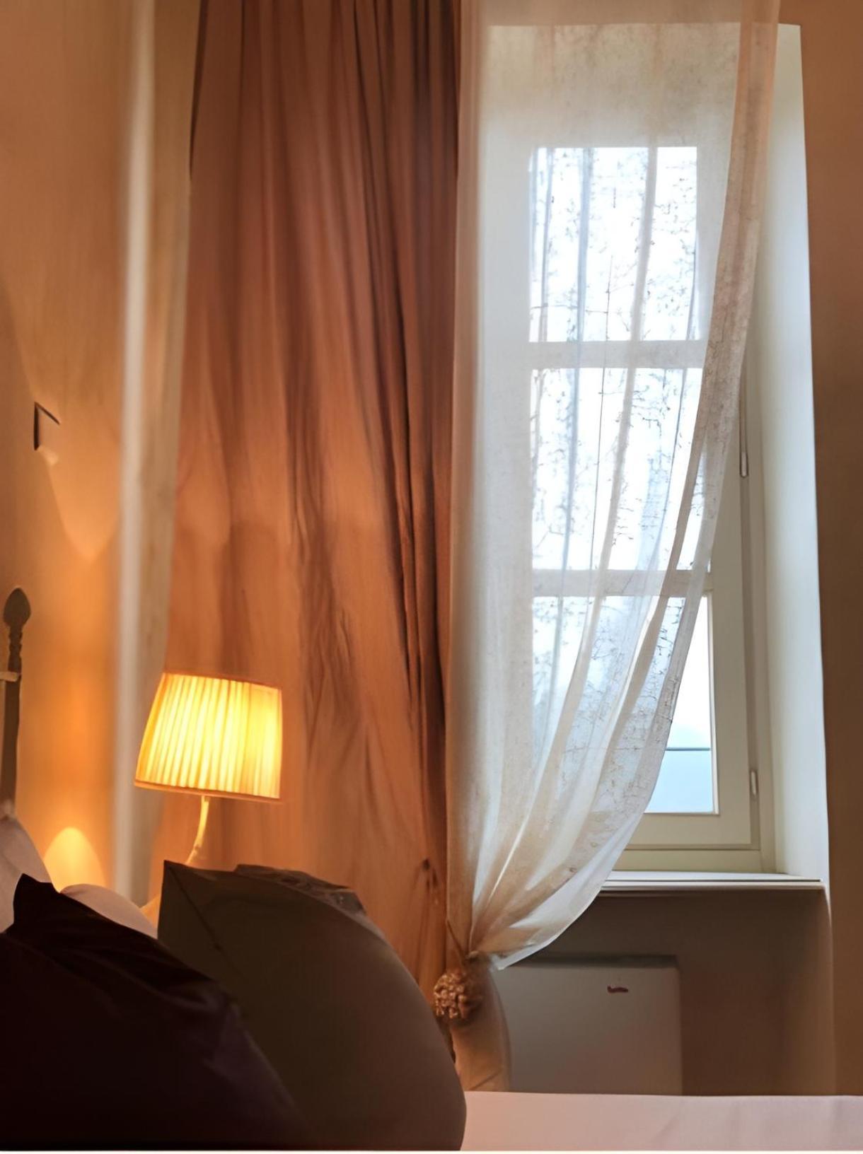ホテル Il Castello Di Bubbio エクステリア 写真